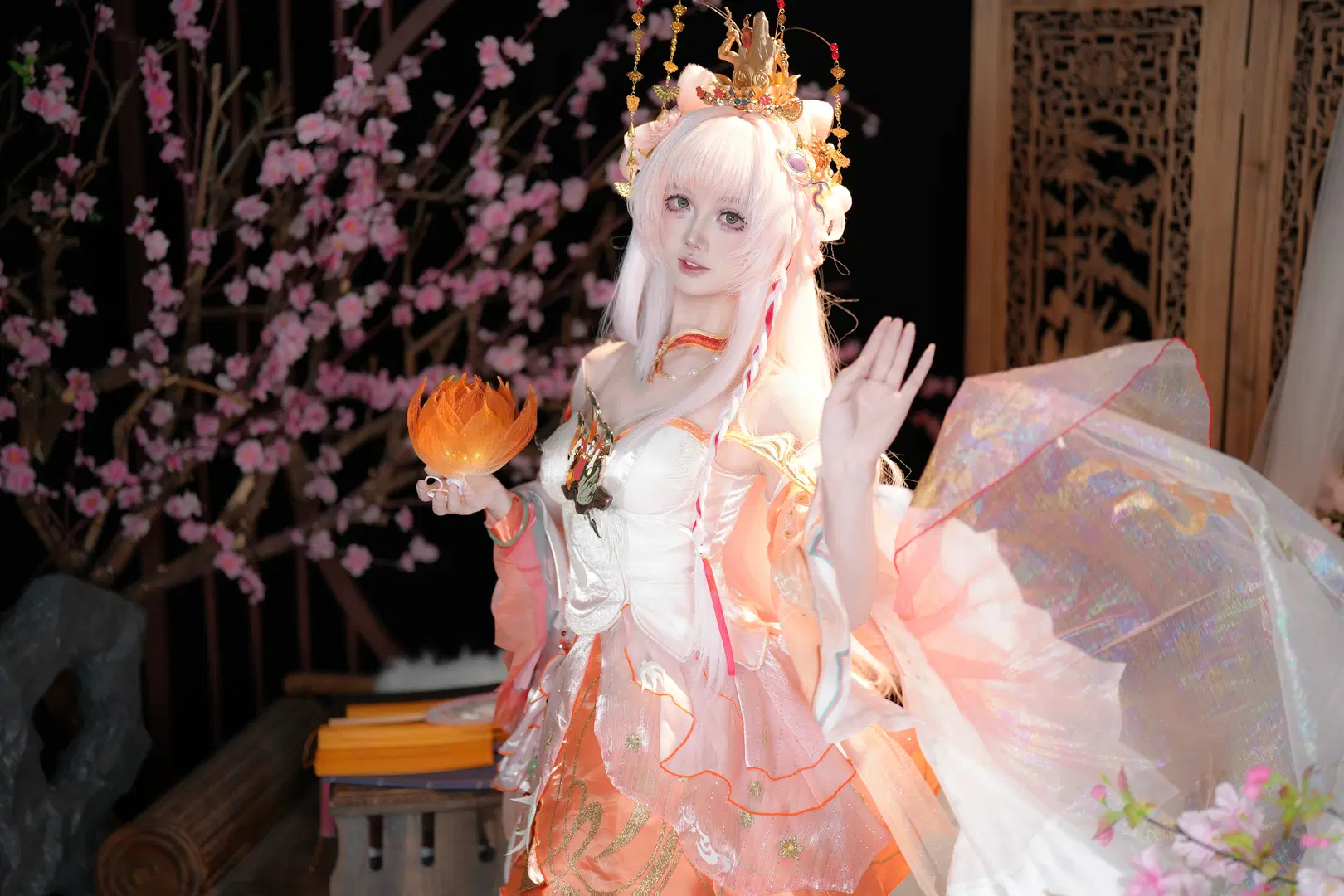 古风cosplay, 国风摄影, 王者荣耀cos, 白发造型, 莲花灯道具