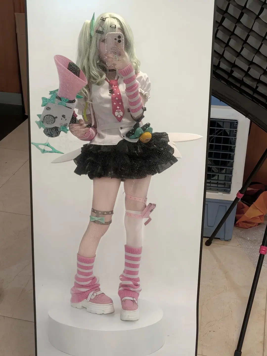 【千夏cos】絕區零的薄荷綠雙馬尾與粉色腿套造型 - 夏兔 - 第3張