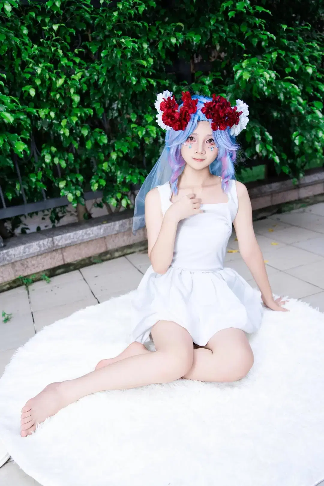 [Gardener cosplay] An Identity V Custom Design Dream Amidst White Dress and Floral Crown by 尤加-Yuga - Image 4