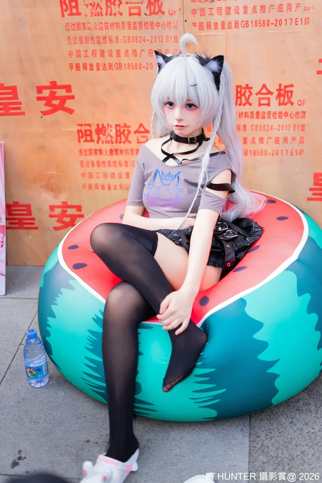 【オープンソース姫 アイジャ コスプレ】猫耳黒ストッキングとスイカのソファが織りなす奇妙なハーモニー - 聆聽獵人 - 9枚目