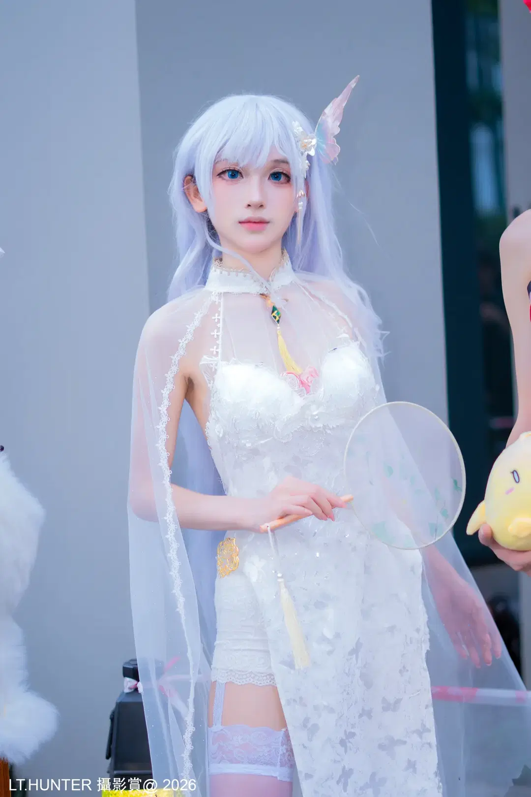 Azur Lane White Tights Qipao Cosplay at Firefly ACG Expo by 聆聽獵人 - Image 5