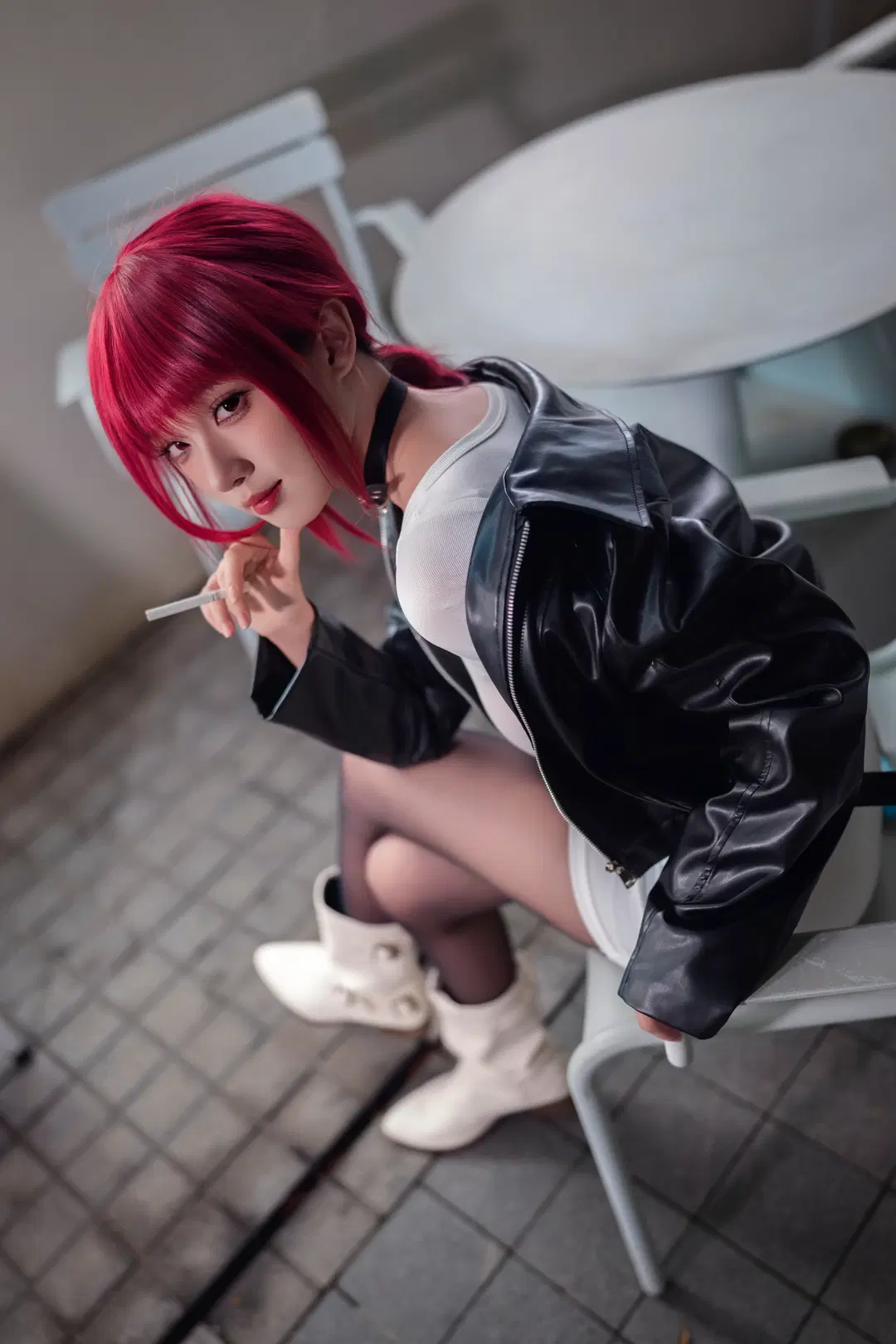 【田山小姐cos】夜色街頭裡的呑雲吐霧，這身皮衣配短裙太有感覺了 - 大橘 - 第16張
