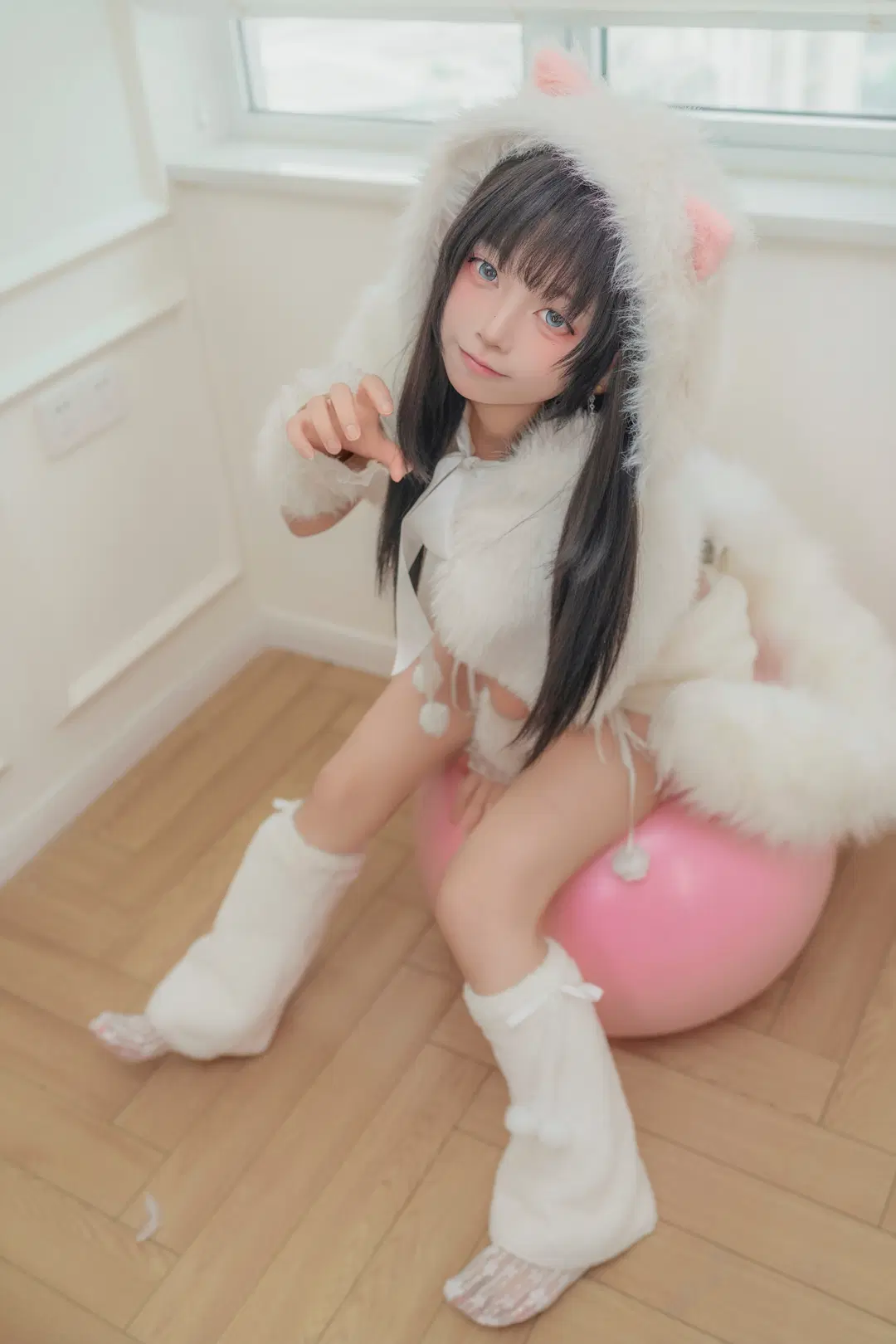 这套毛绒猫娘装和瑜伽球的搭配太出片了 - 大橘 - 第14张