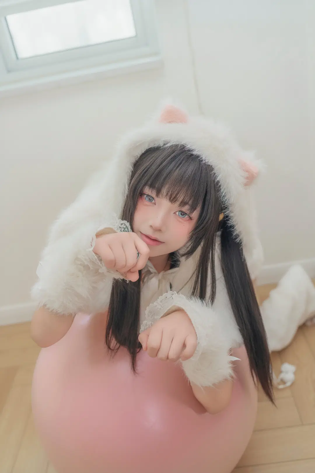 这套毛绒猫娘装和瑜伽球的搭配太出片了 - 大橘 - 第9张