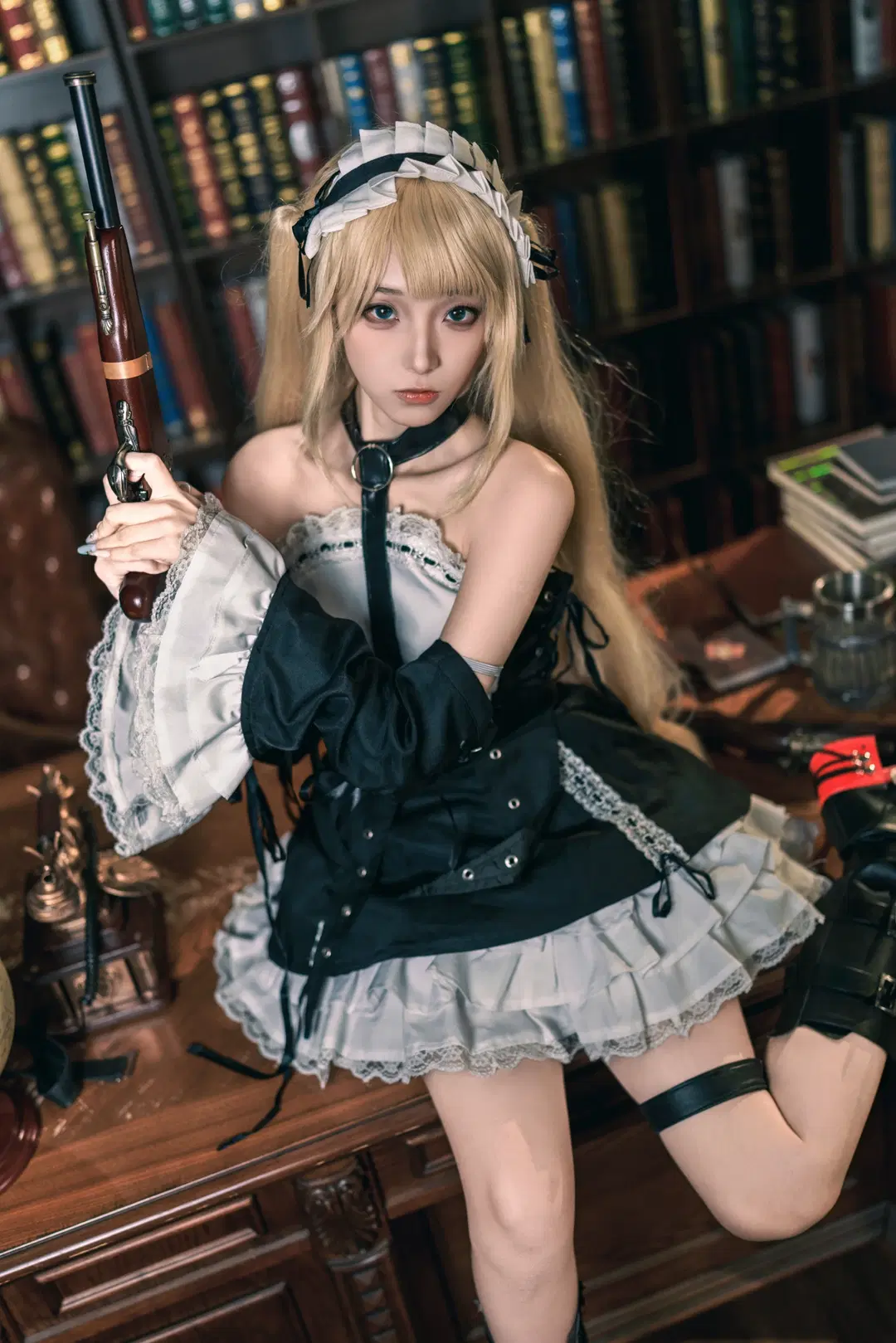【萝丝玛莉cos】女仆至上主义 生与死，复古书房里的黑与白 - 大橘 - 第12张