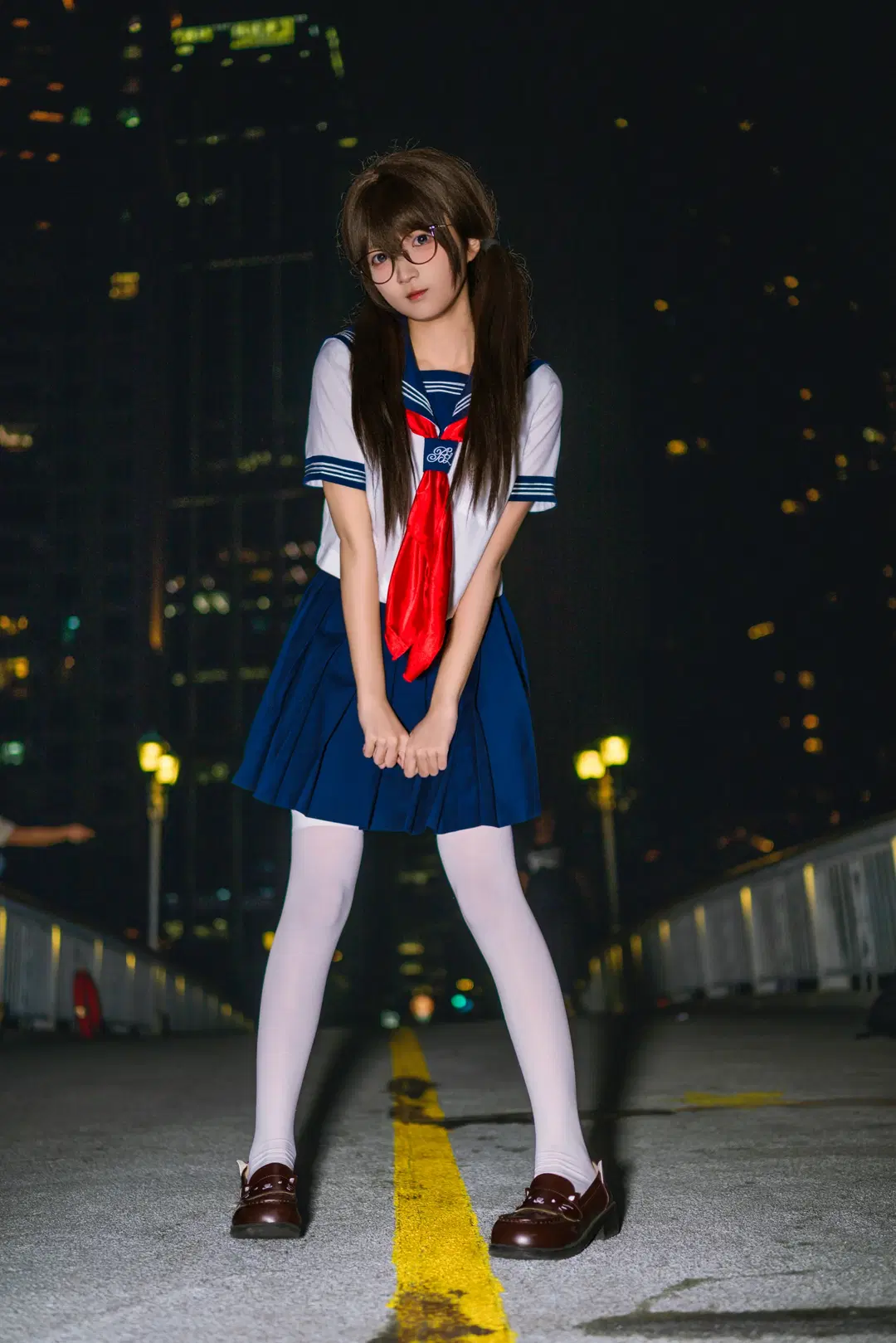 夜拍水手服，白丝眼镜娘的校供感随拍 - 大橘 - 第13张