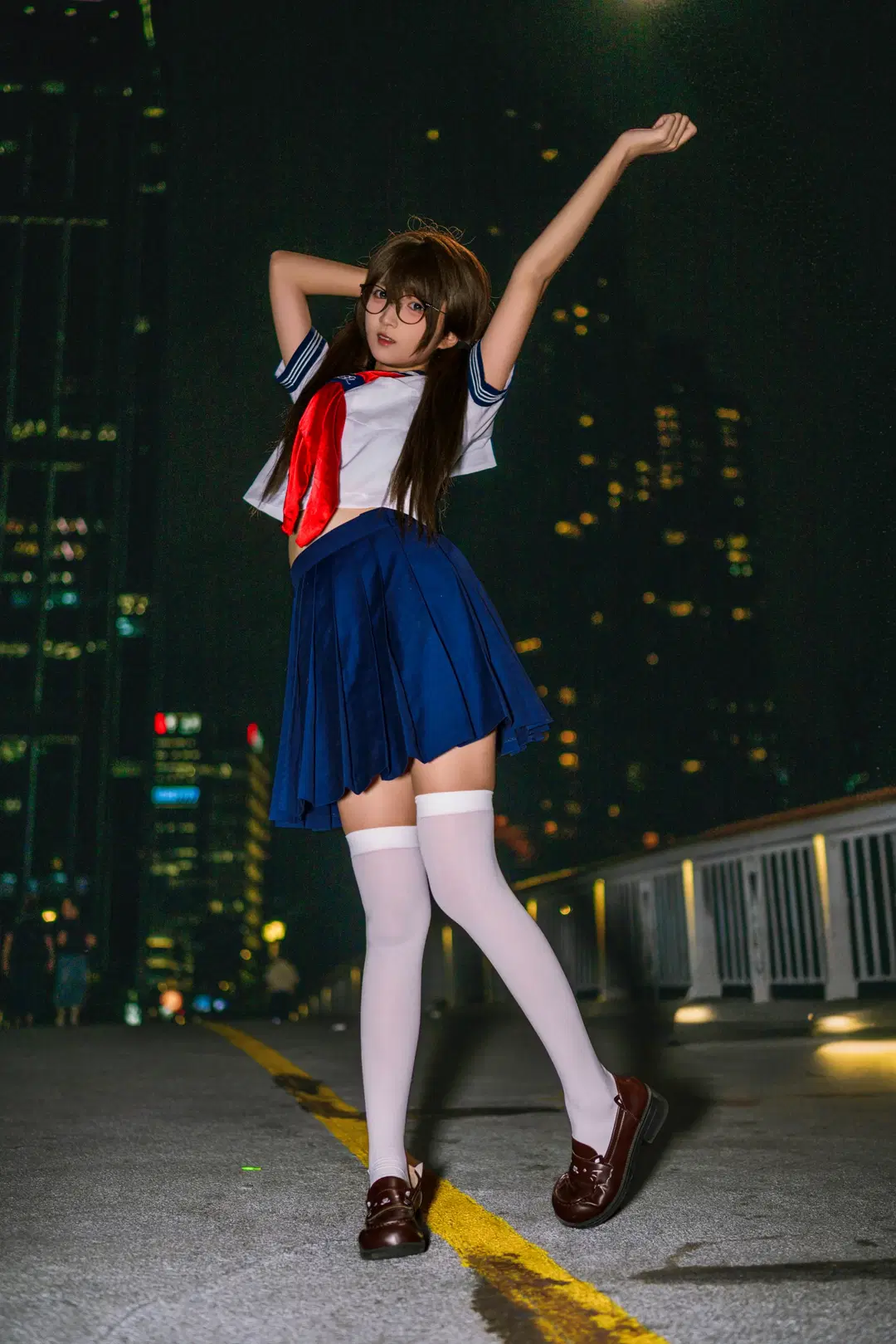 夜拍水手服，白丝眼镜娘的校供感随拍 - 大橘 - 第15张