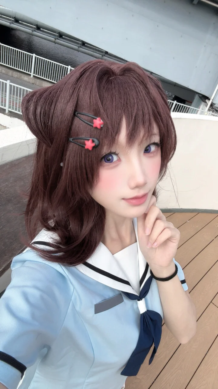 户山香澄cos：BanG Dream!的星星水手服造型 - 楷逸 - 第2张