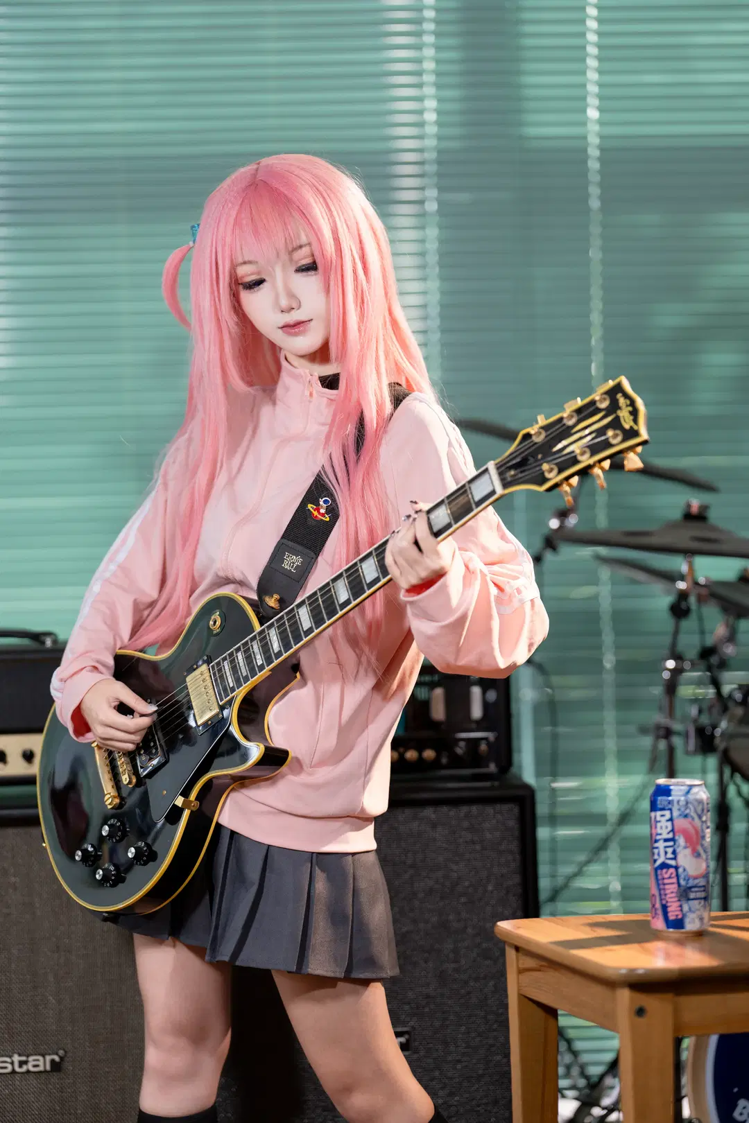[Bocchi cosplay] Bocchi the Rock! Bocchi-chan's Guitar Practice Day by 楷逸 - Image 3
