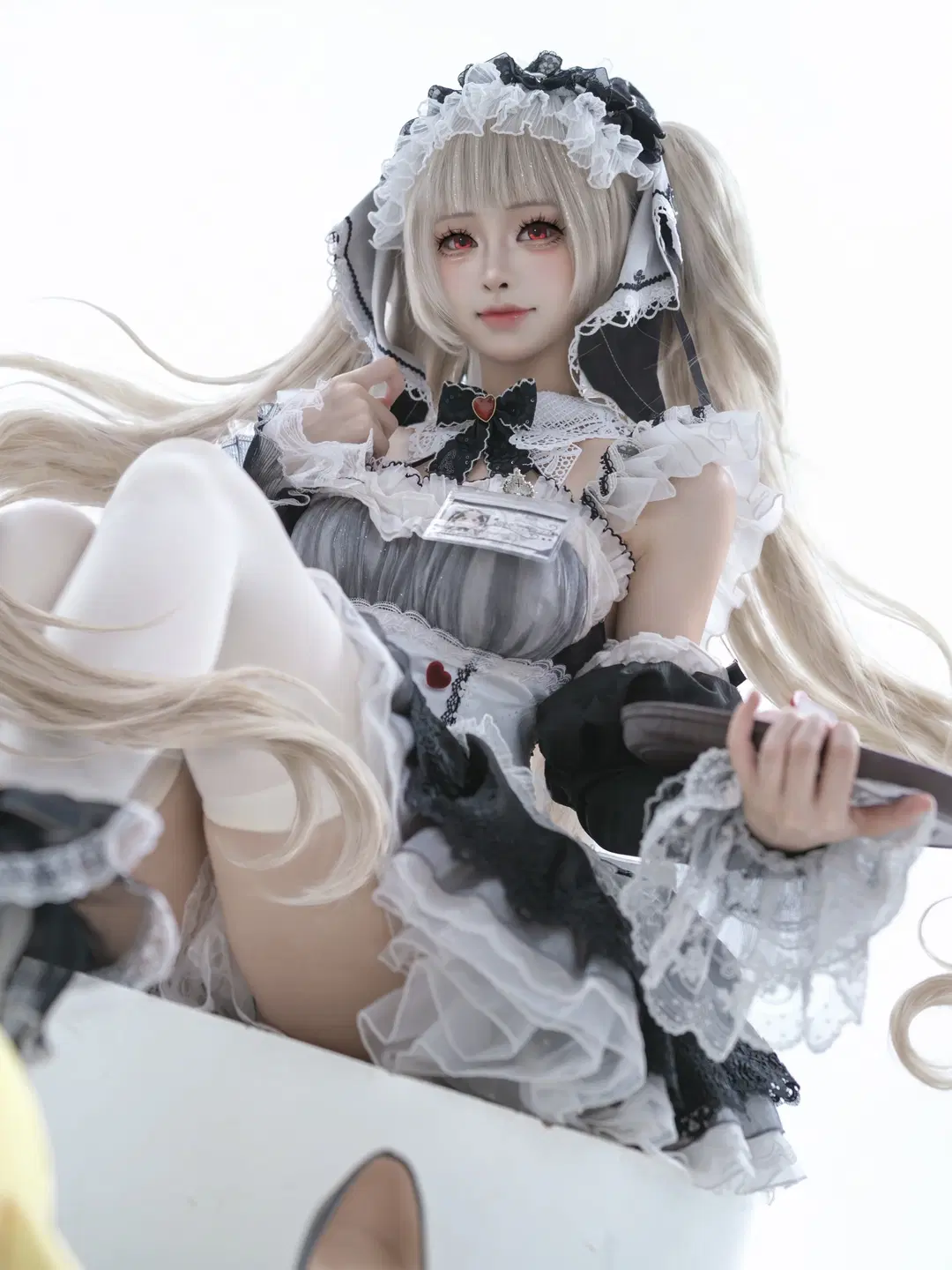 アズールレーン, メイド服, 白ストッキング, フォーミダブル コスプレ, コスプレ撮影
