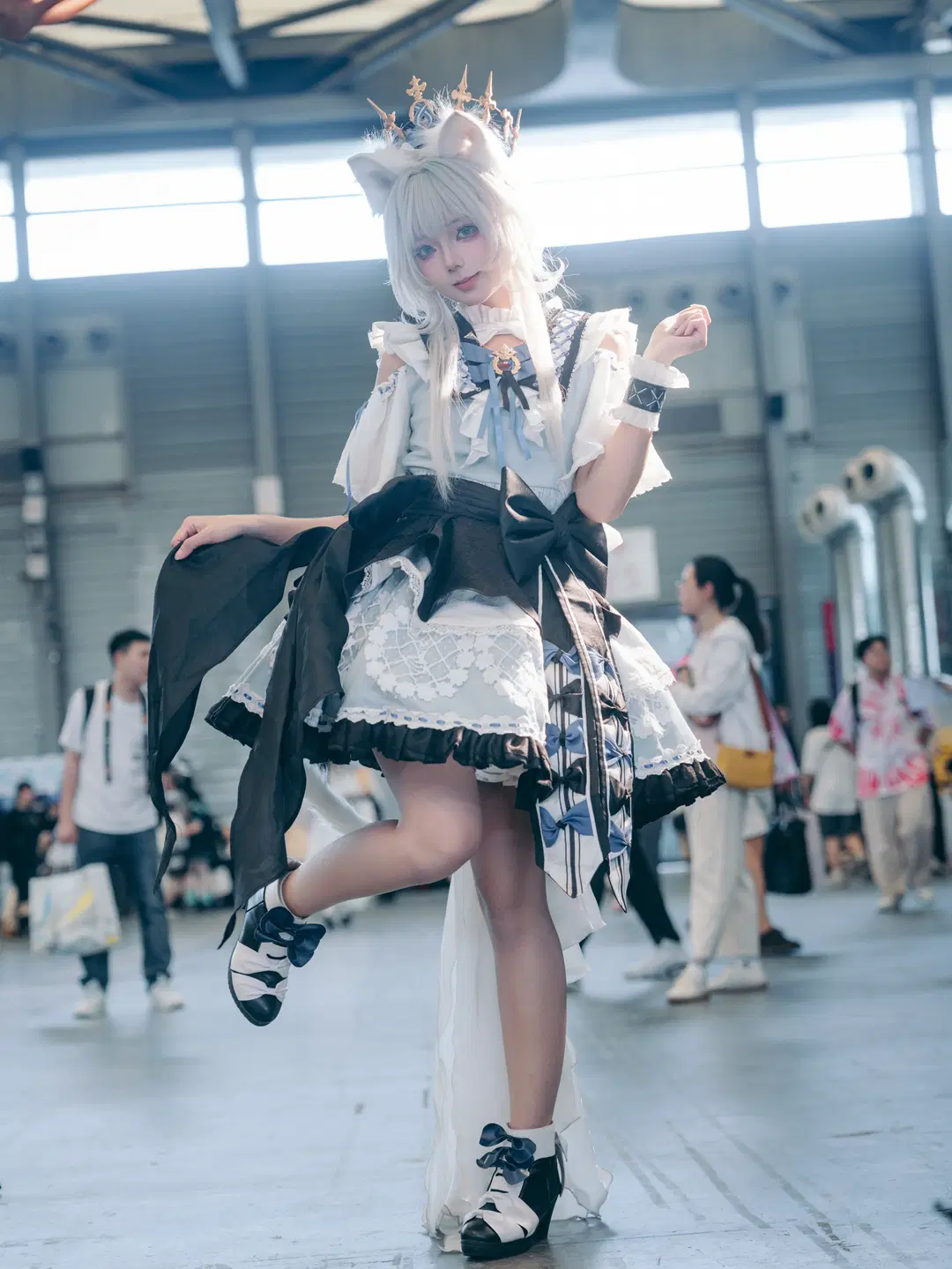 2D, cosplay, Convention photos, Sony A7M5, White stockings