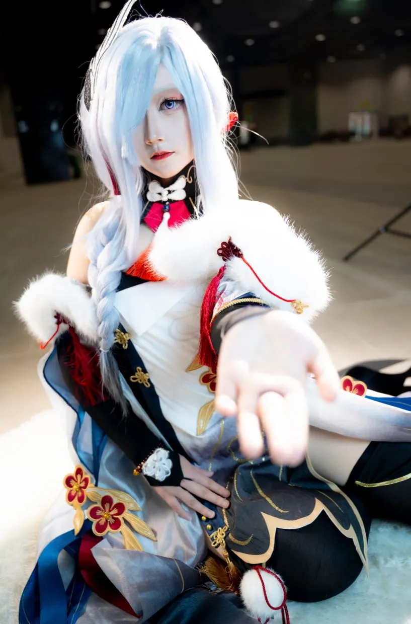 【申鹤cos】雪国冰原上的红绳流光，这套原神角色的服装细节分享 - 番茄猫猫 - 第4张