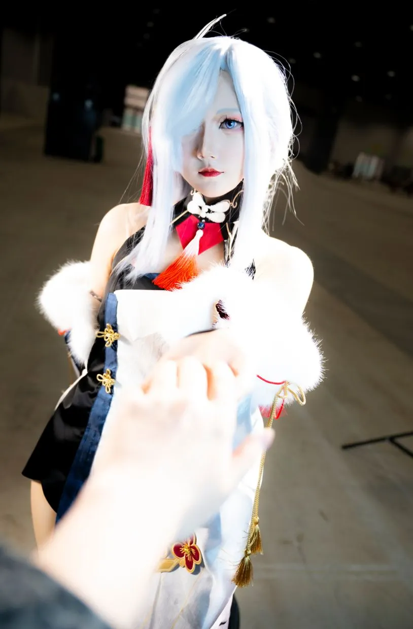 【申鹤cos】雪国冰原上的红绳流光，这套原神角色的服装细节分享 - 番茄猫猫 - 第8张