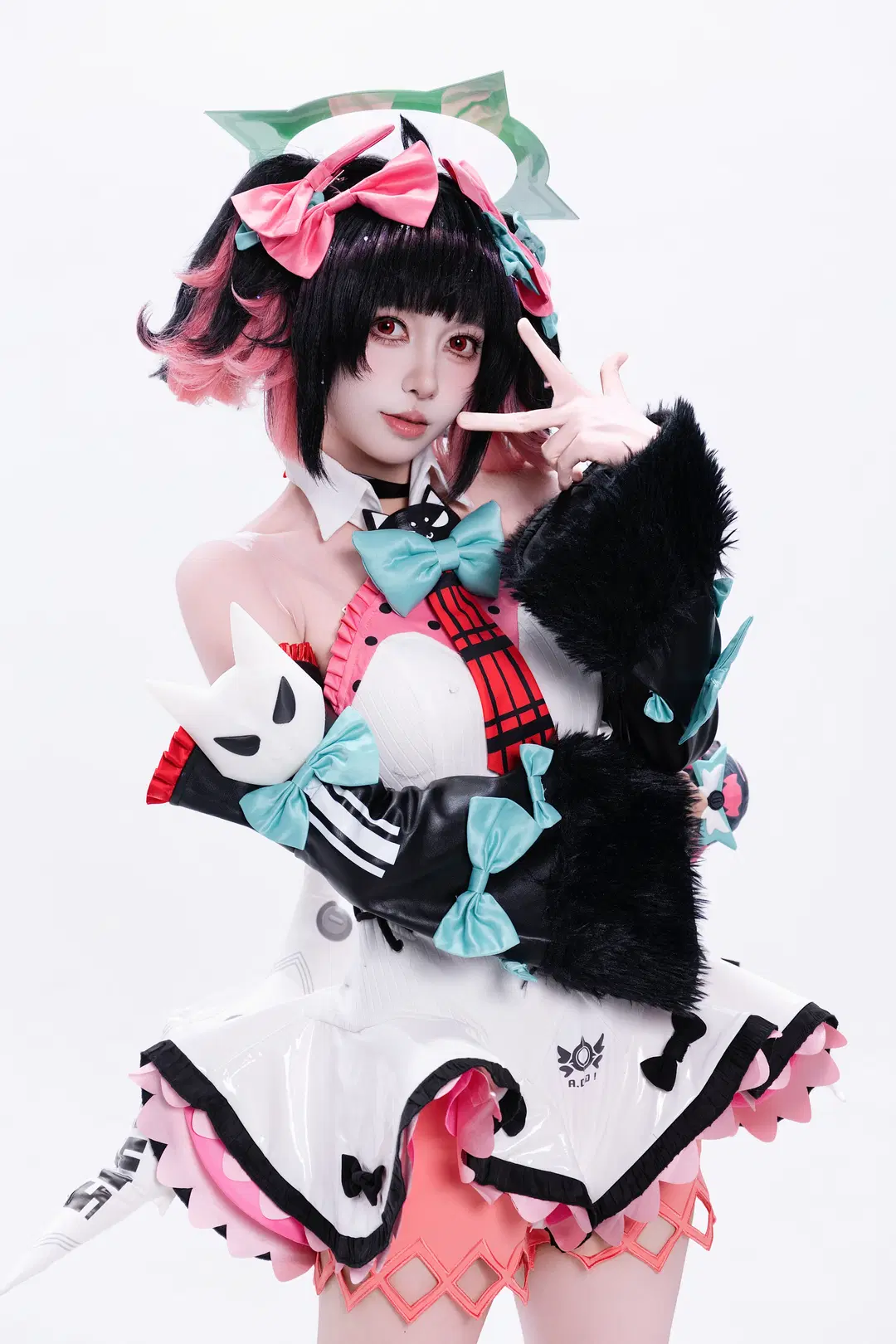 【南宮羽cos】絕區零妄想天使 白棚動作參考 - 黑爱势力登场 - 第2張