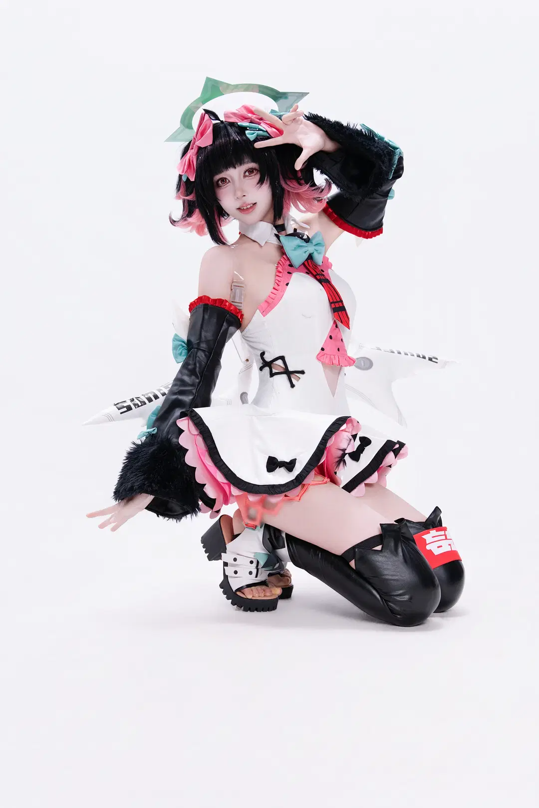 【南宮羽cos】絕區零妄想天使 白棚動作參考 - 黑爱势力登场 - 第6張