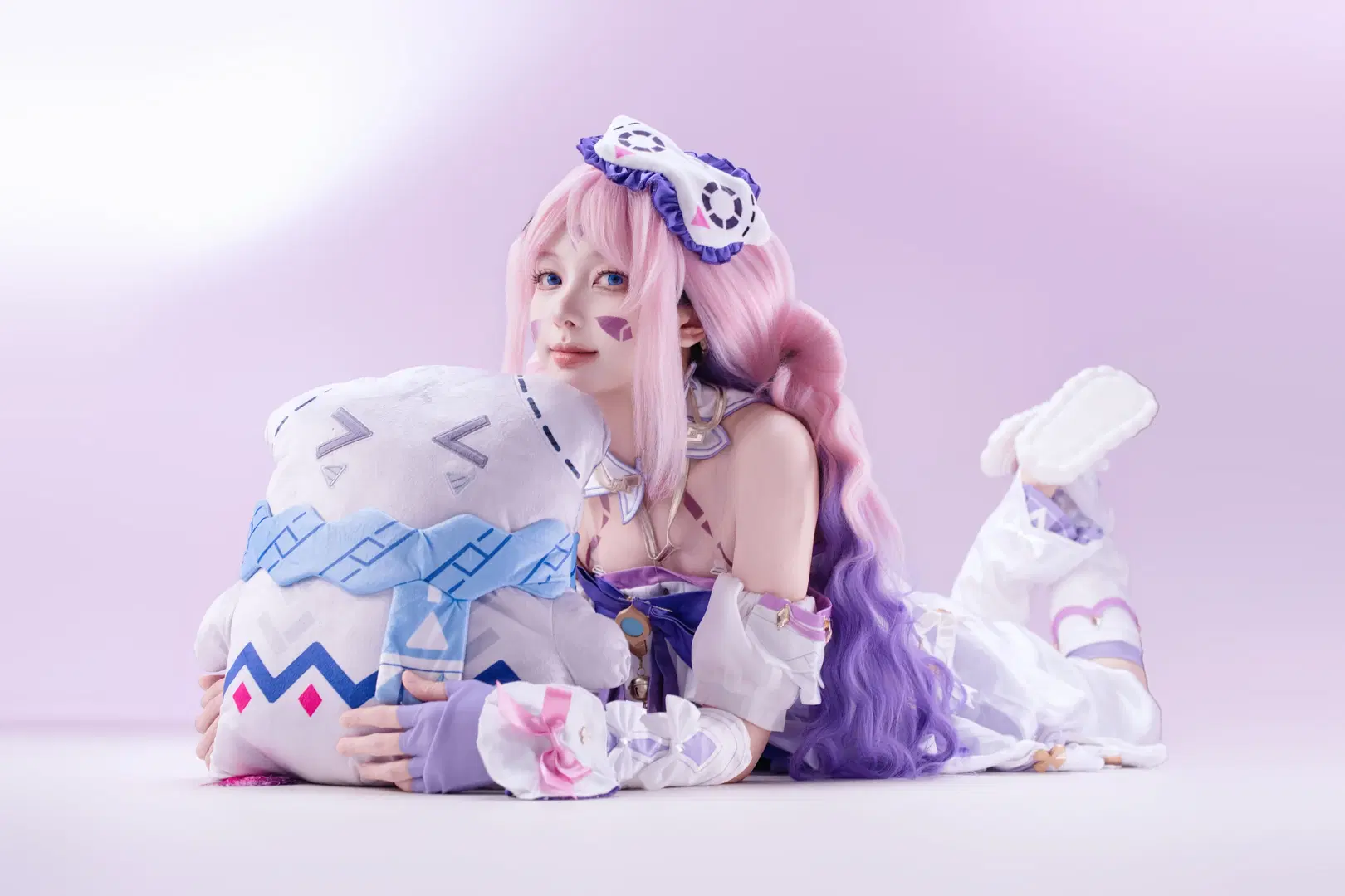 [Citlali cosplay] Genshin Impact Nocturnal Whispers of Stars and Smoke: Pink Twin Tails Are Pure Sweetness by 黑爱势力登场 - Image 2