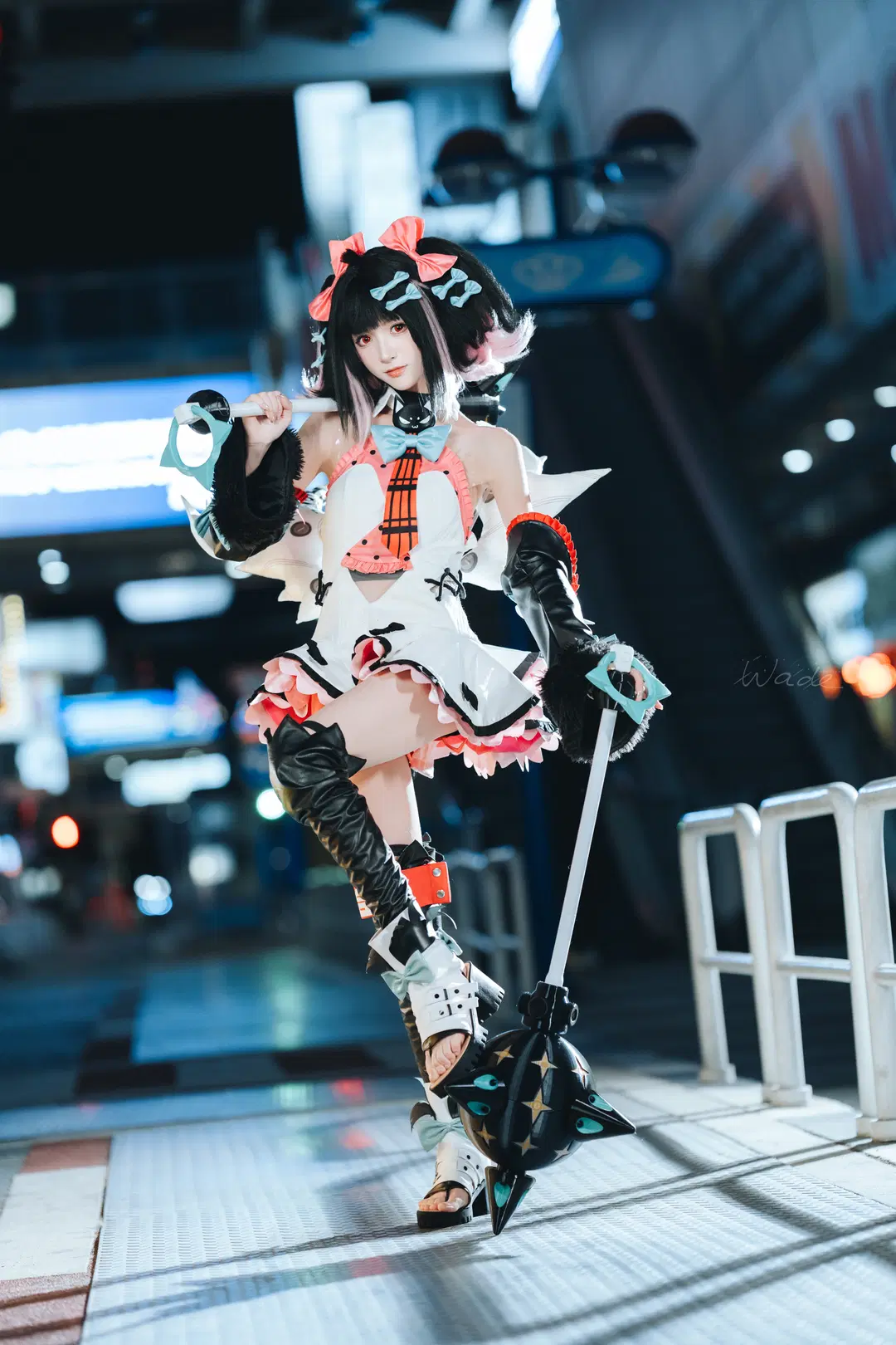 【南宫队长cos】绝区零夜色街头，机能风大锤少女 - 易木 - 第2张