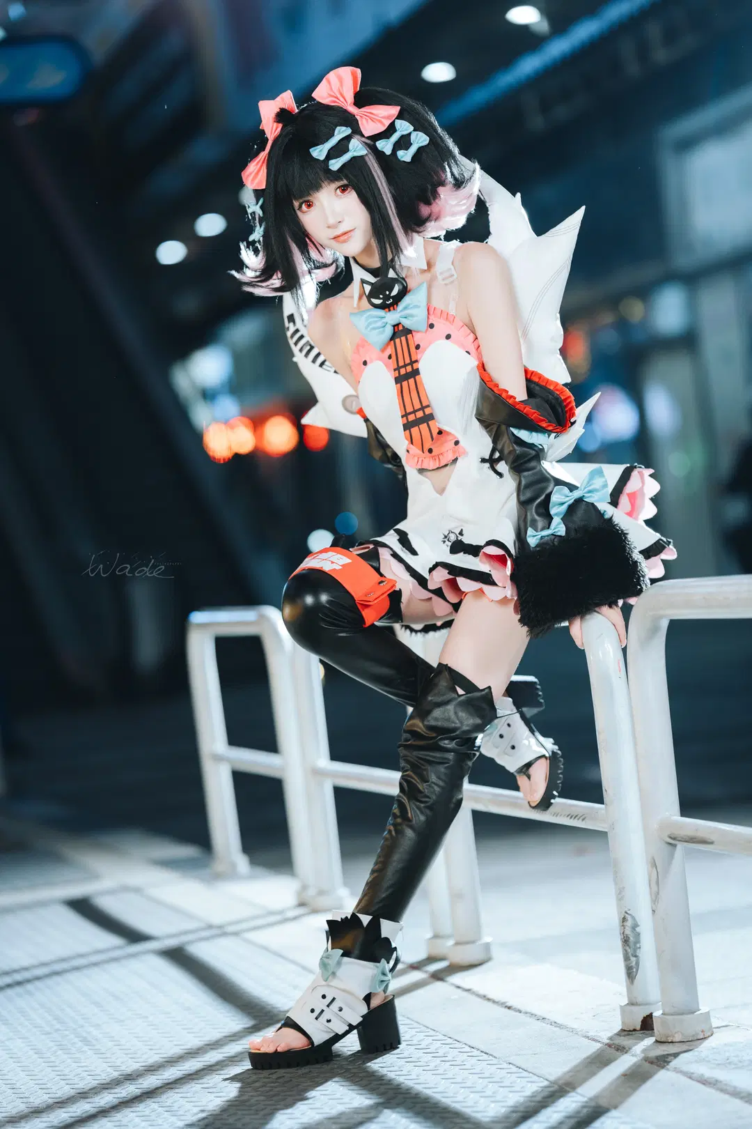 【南宫队长cos】绝区零夜色街头，机能风大锤少女 - 易木 - 第5张