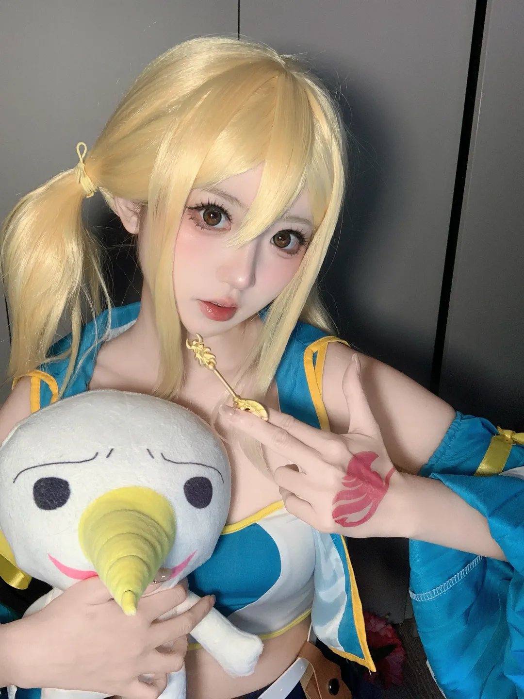 二次元cos, 金发双马尾, 妖精的尾巴, 星灵魔导士, 露西·哈特菲利亚cos