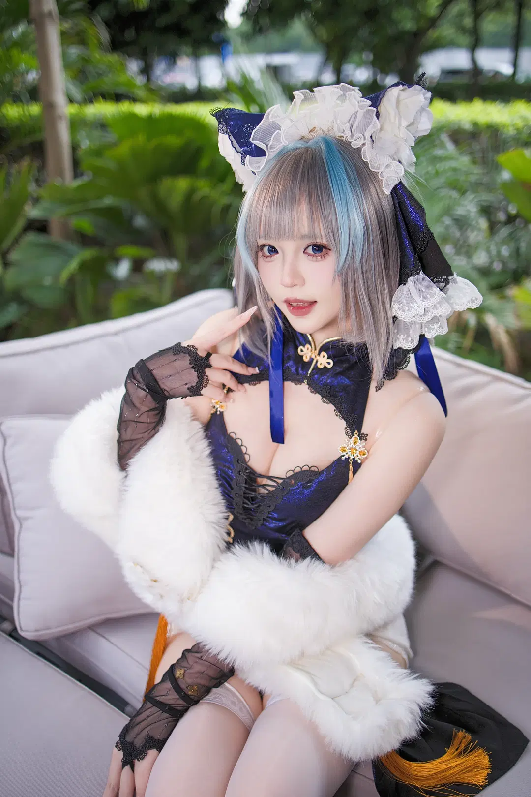 [Cheshire Cosplay] Azur Lane: Cheshire's Blue Maid Style Photoshoot by 晓歪xyyy - Image 4