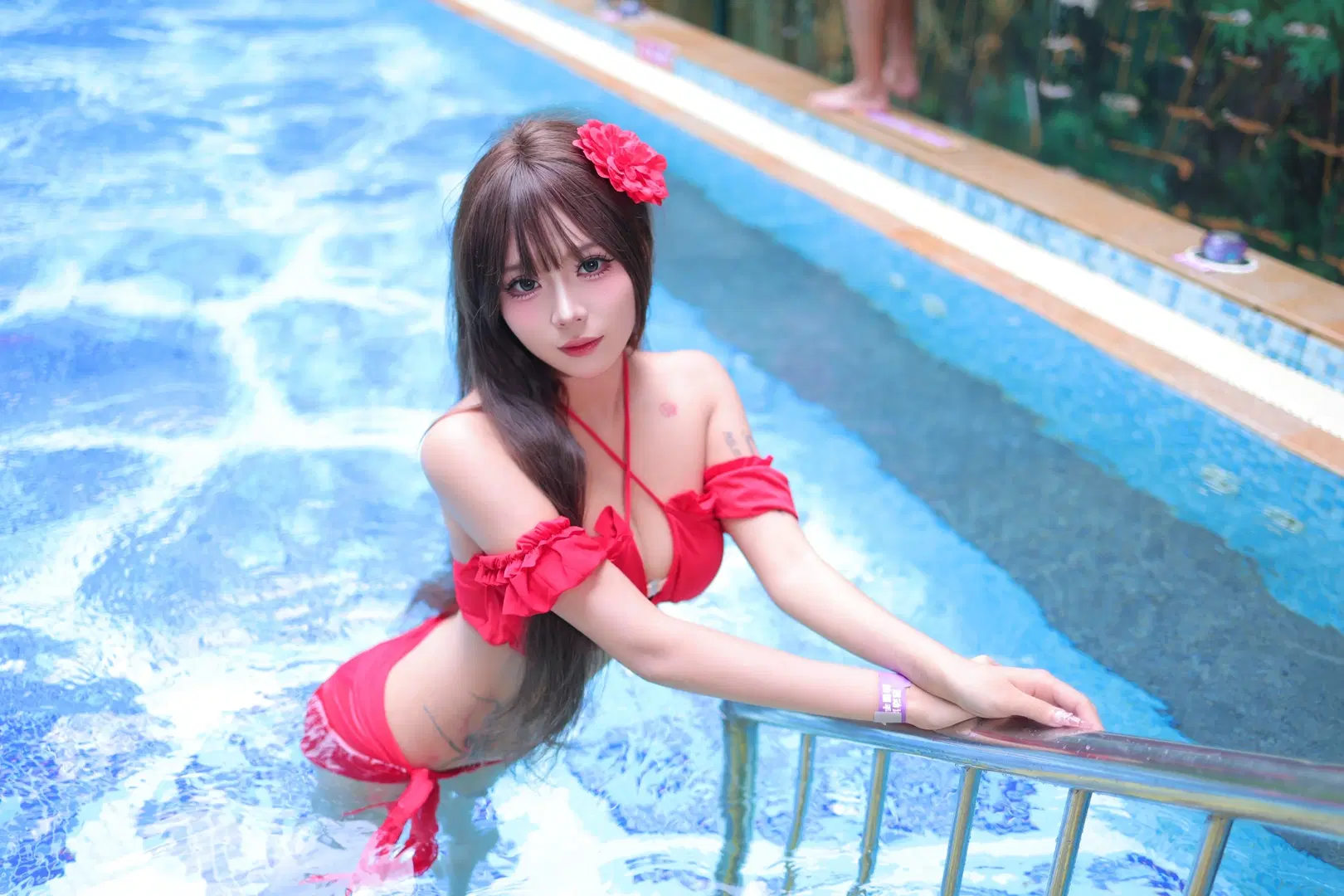 cosplay, 夏日写真, 泳池拍照, 长隆玩水, 红色泳衣