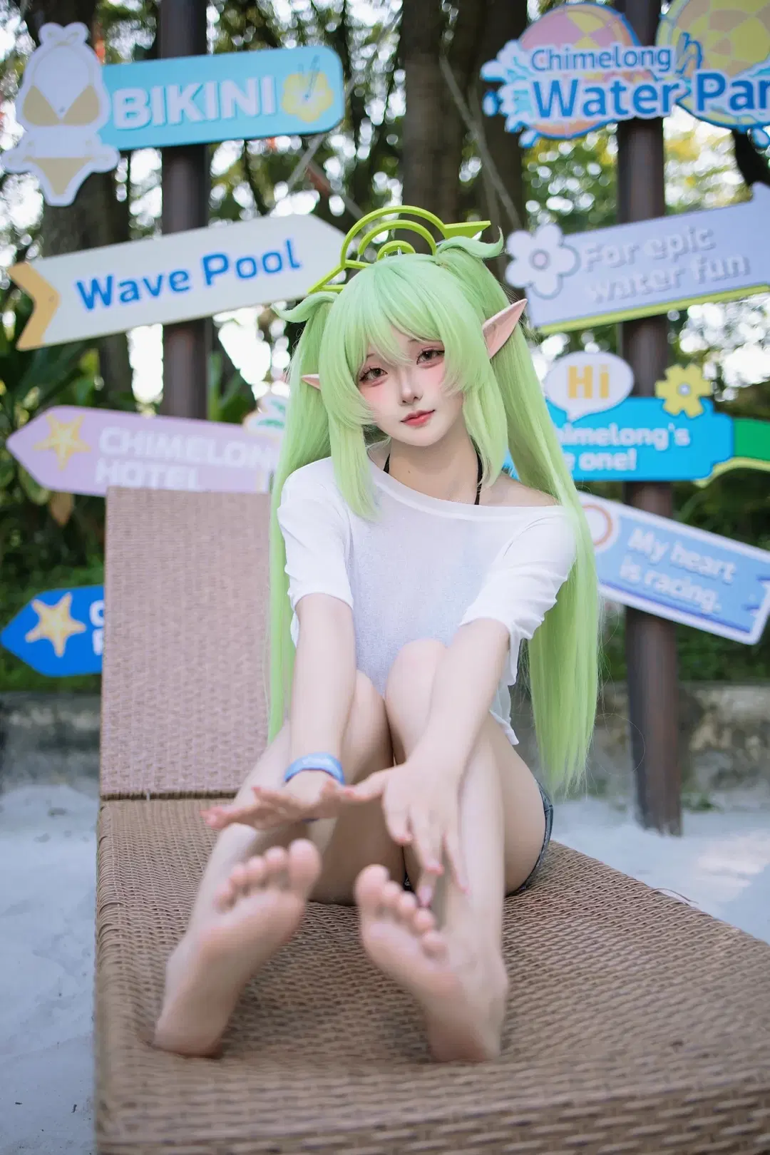 [Tachibana Hikari and Tachibana Nozomi cosplay] Blue Archive: Melon Twins Summer Swimsuit Shoot by 晓歪xyyy - Image 2