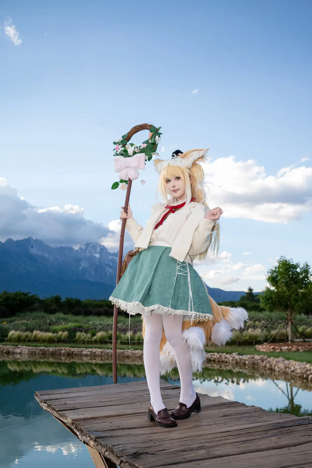 cosplay, Arknights, White stockings, Suzuran Cosplay, Arknights Suzuran