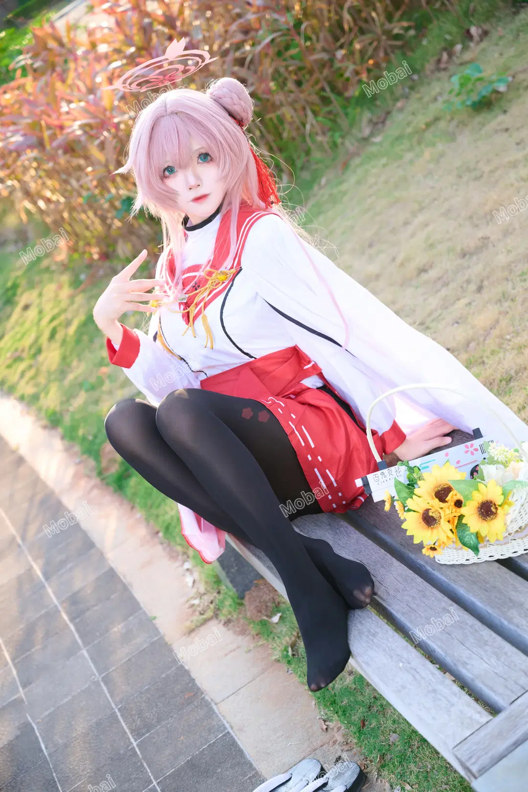 ブルーアーカイブ, コスプレ撮影, 黒ストッキング, 水羽ミモリコスプレ, 水羽ミモリ