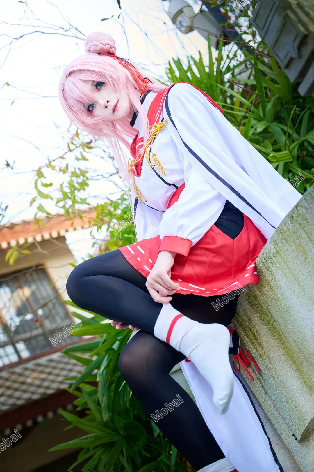 【水羽三森cos】蔚藍檔案裡的溫柔心動，黑絲與紅裙的絕佳搭配 - Mobai哒哒哒 - 第6張