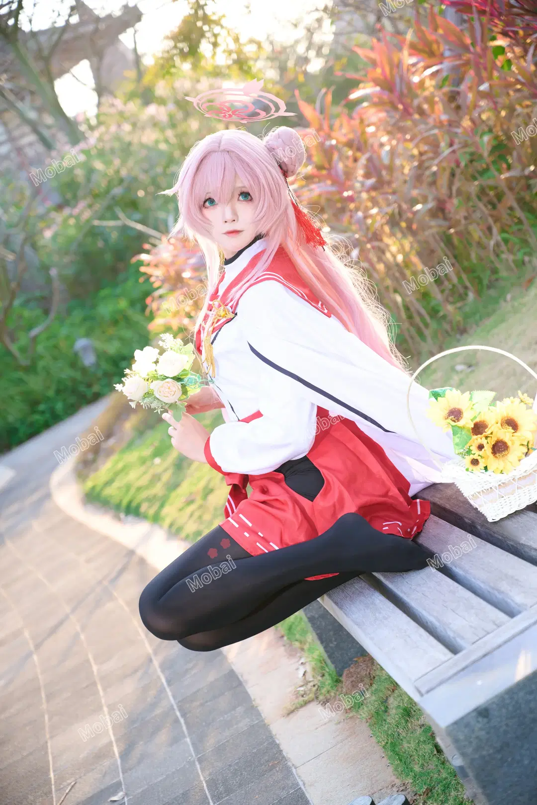 【水羽三森cos】蔚藍檔案裡的溫柔心動，黑絲與紅裙的絕佳搭配 - Mobai哒哒哒 - 第8張