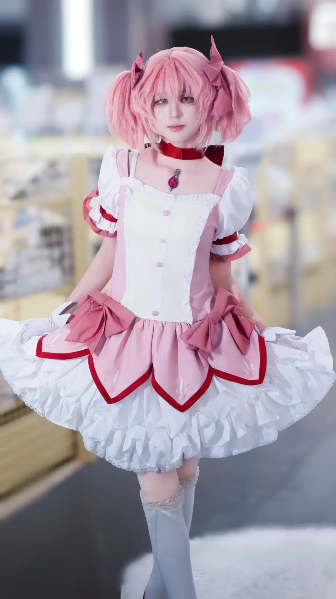 鹿目圆cos, 魔法少女小圆, cosplay摄影, 粉色双马尾, 白丝长筒袜