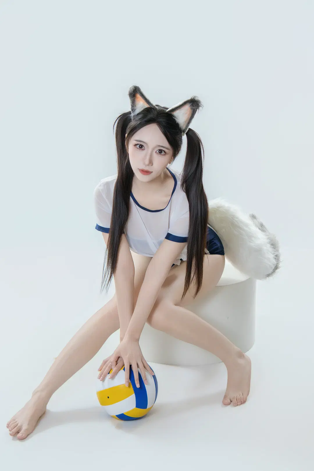 NARAKA: BLADEPOINT 胡桃の水着コスプレ、白ホリで魅せるバレーボール少女の撮影日誌 - 稚嫩的魔法师（求互关） - 2枚目