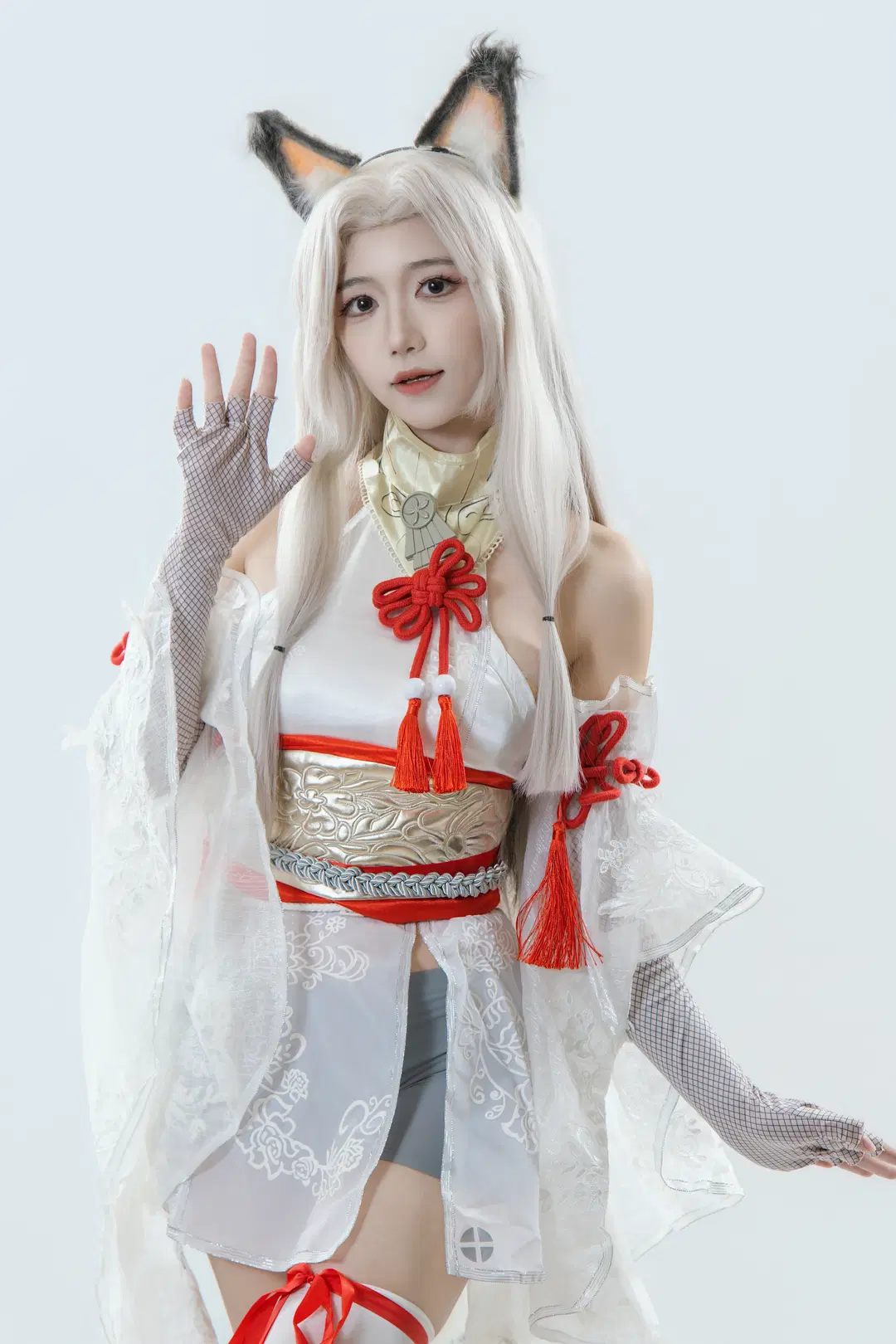【胡桃コスプレ】『NARAKA: BLADEPOINT』白ストッキングと狐耳スタイルのスタジオ撮影記録 - 稚嫩的魔法师（求互关） - 4枚目
