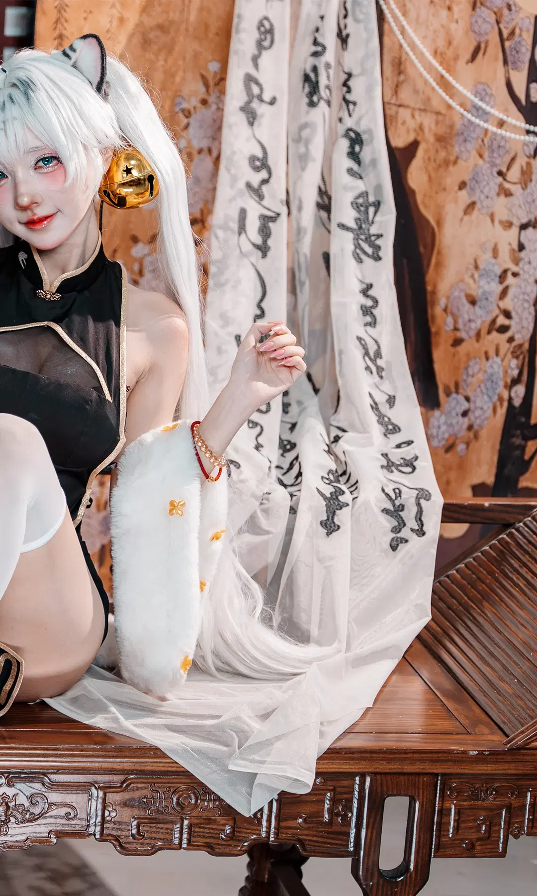 White tiger girl cosplay in a modern Cheongsam, cute tiger descending the mountain, rawr! by 辛同学 - Image 4