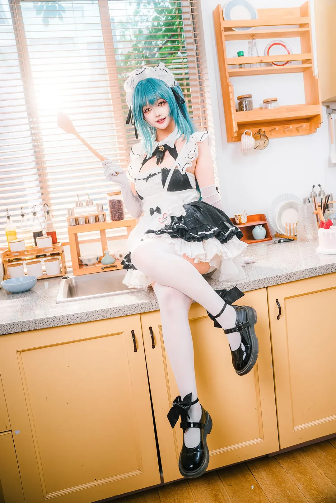 女仆装, 普丽瓦蒂cos, nikke, 白丝长筒袜, 二次元老婆 - 第1张