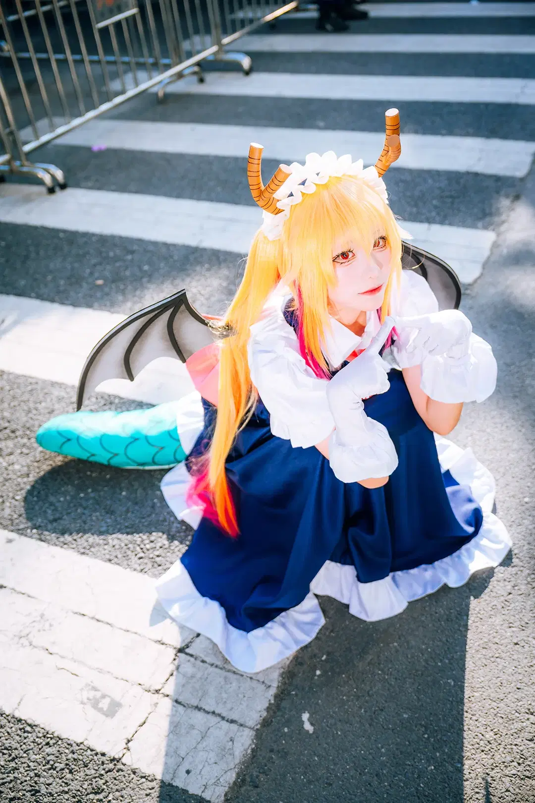 【トールコスプレ】小林さんちのメイドラゴン アニメイベントパレード、逆光大通りでの元気なスナップ - 寒蝉-文晋 - 2枚目