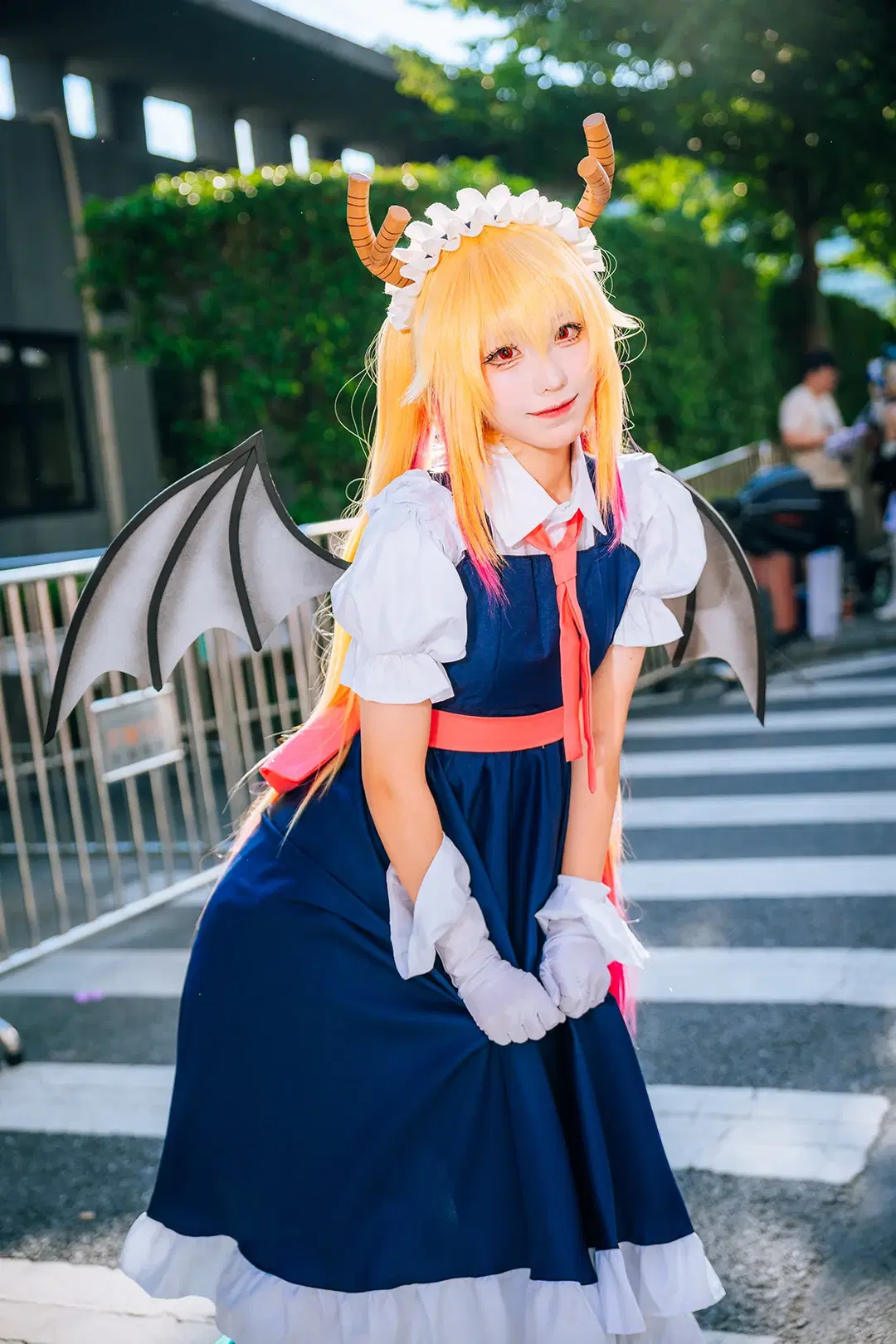 【トールコスプレ】小林さんちのメイドラゴン アニメイベントパレード、逆光大通りでの元気なスナップ - 寒蝉-文晋 - 3枚目