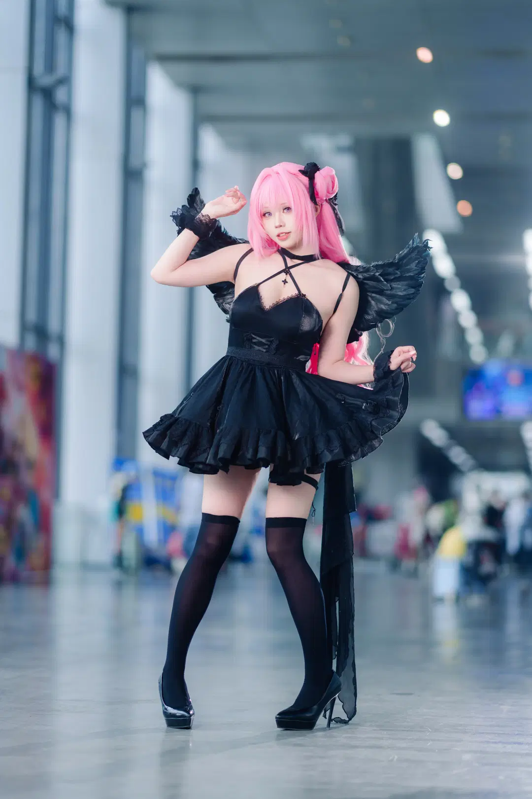 イベント写真, 勝利の女神：NIKKE, 黒ストッキング, ドロシーコスプレ, ダーク系コスプレ
