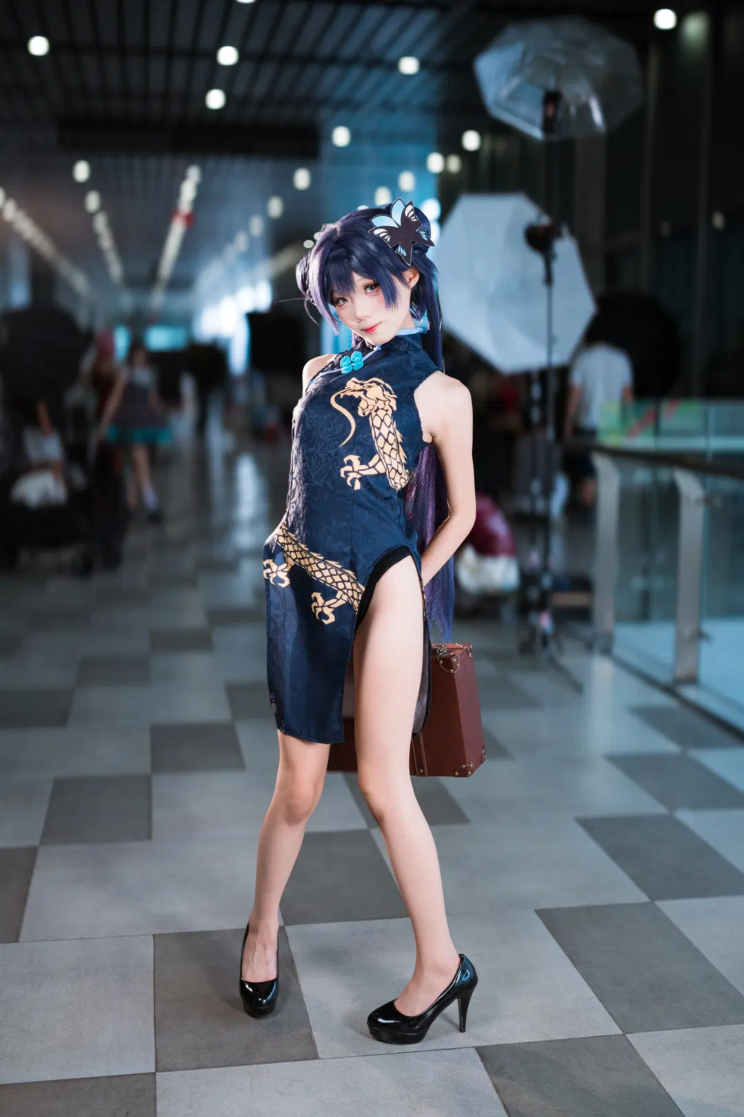 [Misaki cosplay] Blue Archive: The Unique Allure of the Blue Qipao cosplay Convention photos by 寒蝉-文晋 - Image 4