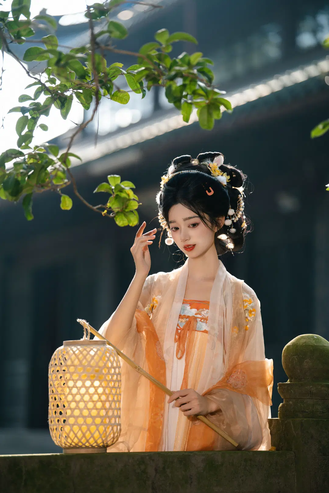 Ancient style photoshoot: The Ethereal Beauty Under the Yellow Wall and Moon Gate by 衾曦 - Image 12