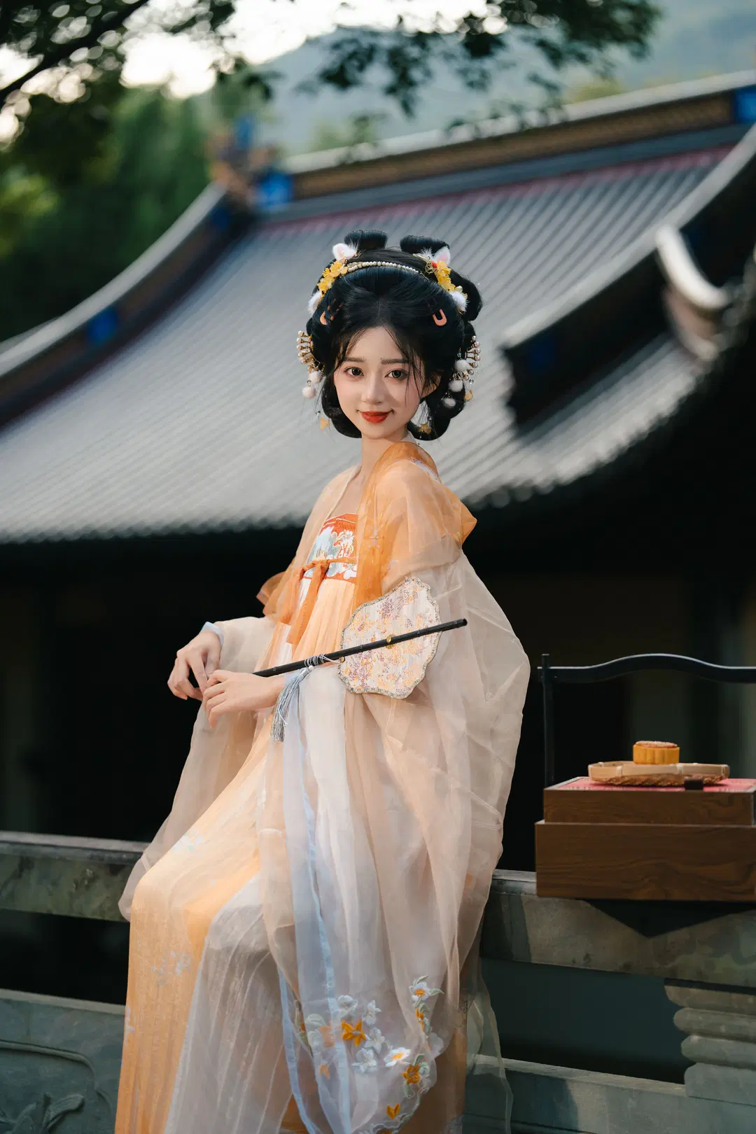 Ancient style photoshoot: The Ethereal Beauty Under the Yellow Wall and Moon Gate by 衾曦 - Image 14