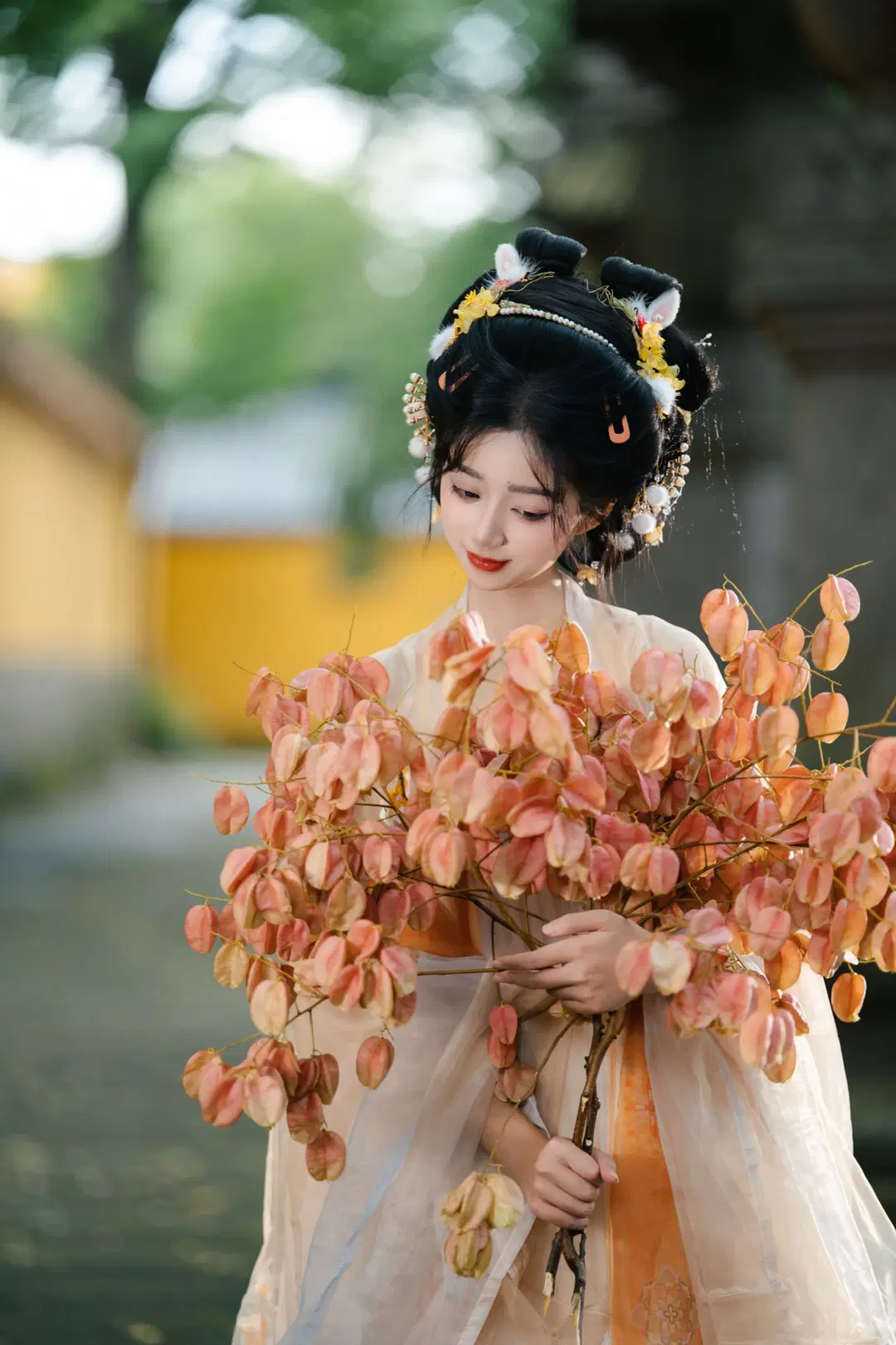 Ancient style photoshoot: The Ethereal Beauty Under the Yellow Wall and Moon Gate by 衾曦 - Image 3