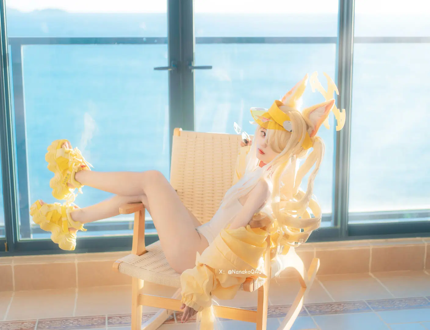 【百合园圣娅cos】碧蓝档案里的夏日泳装，记录阳光下的慵懒时光
