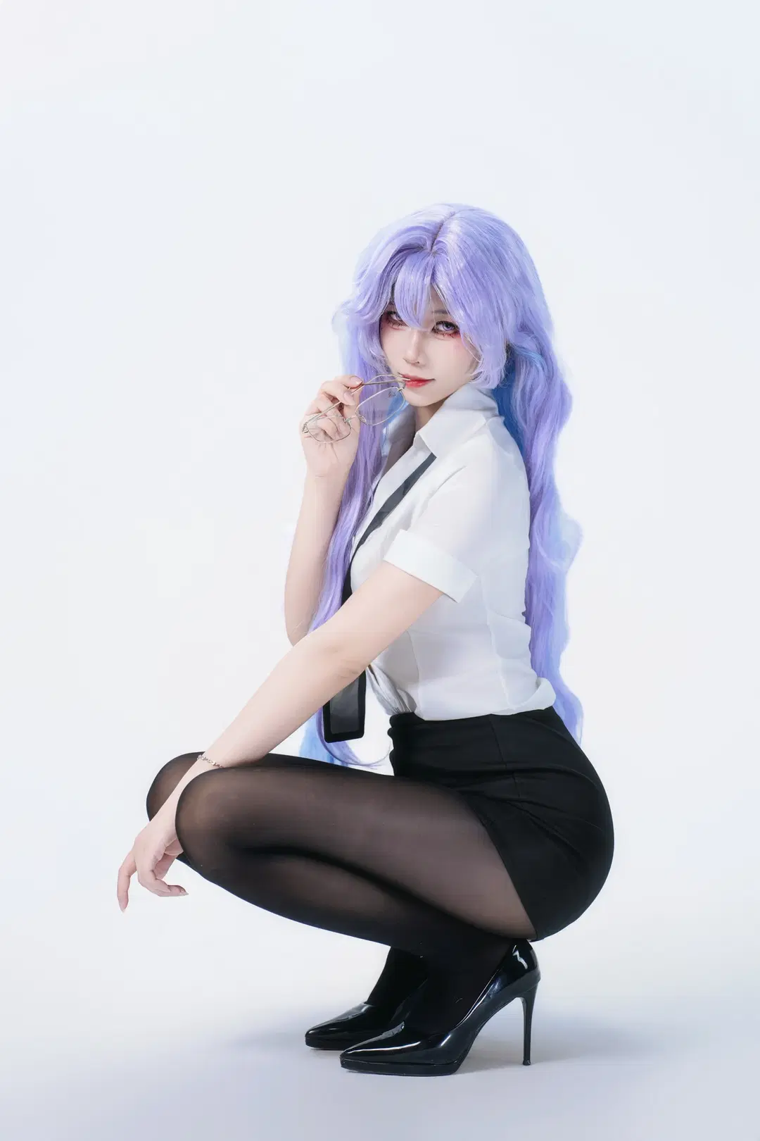 【Cantarella Fisalia cosplay】Wuthering Waves Secretary Cantarella Headcanon / Original Setting Workplace Style by 皮皮桃耶 - Image 2
