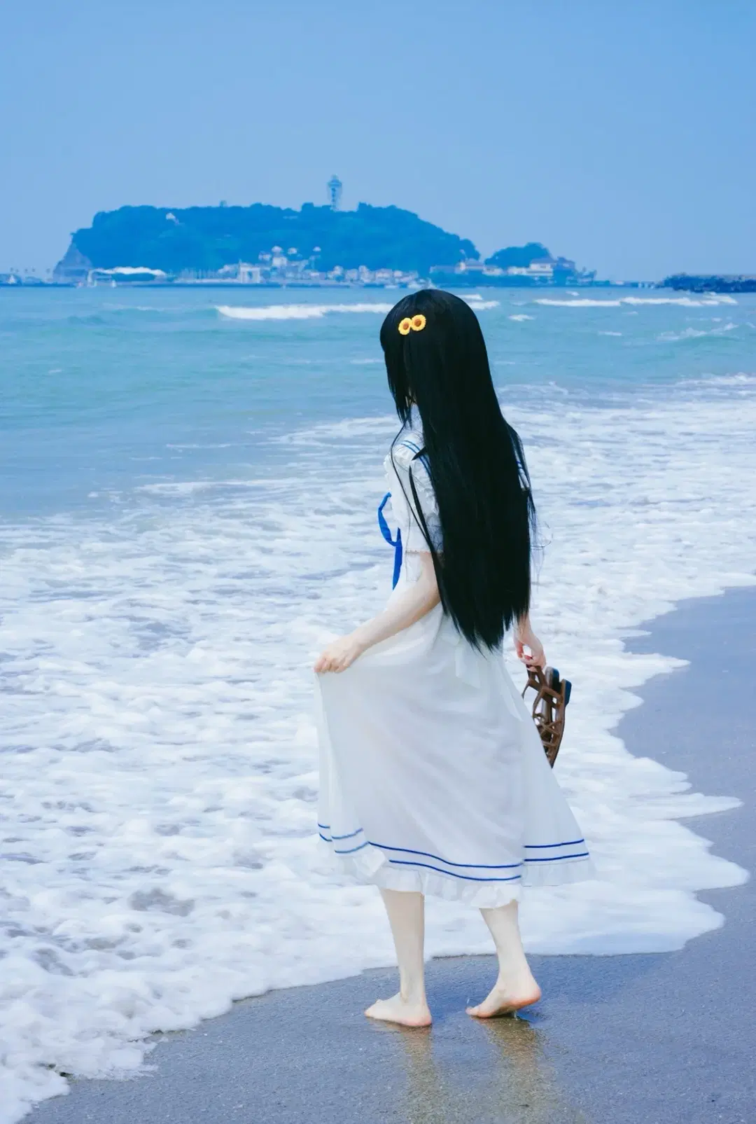 【上坂茅羽耶cos】夏空彼方海邊的白色裙襬 - 矢口青花鲤 - 第3張