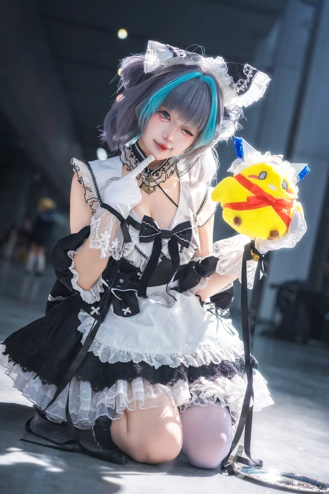 [Cheshire Cosplay] Azur Lane Cheshire Maid outfit Convention photos by -长生剑 - Image 4