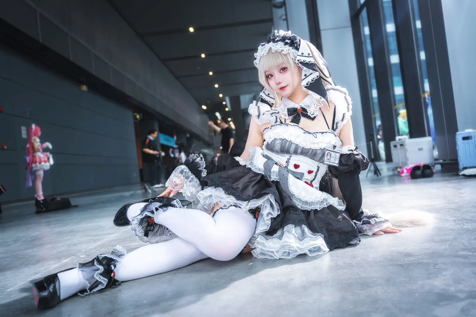 [フォーミダブル コスプレ] アズールレーン メイド服 イベント写真 - -长生剑 - 2枚目