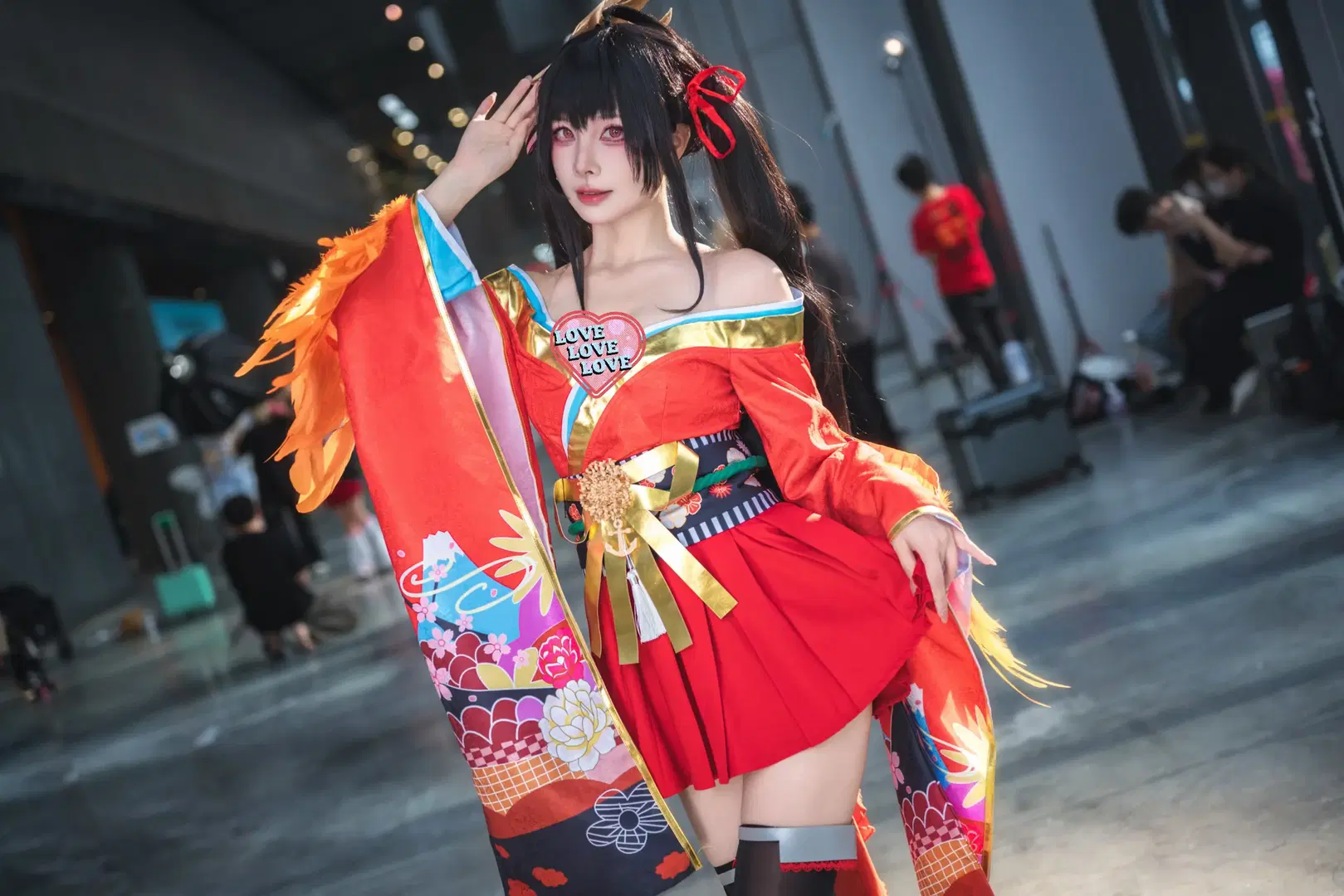 【大凤cos】碧蓝航线漫展返图，红金和风与黑丝搭配的华丽视觉 - -长生剑 - 第3张