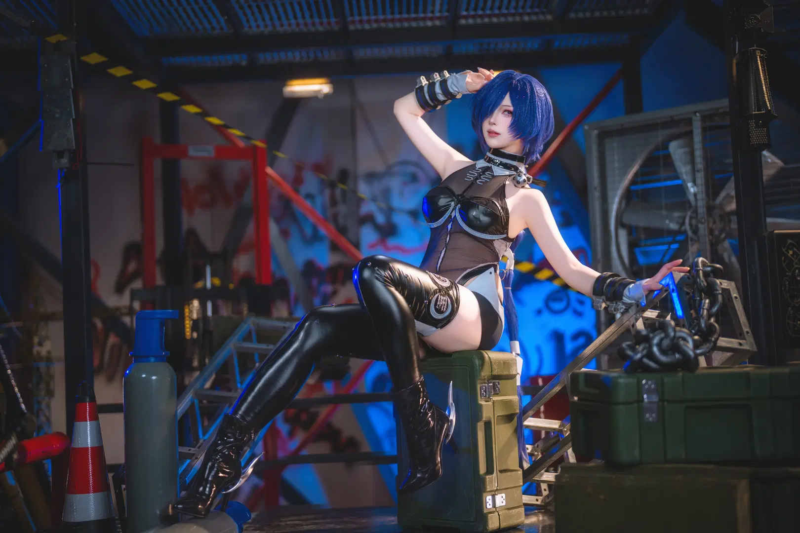 Zenless Zone Zero, Promeia cosplay, Cyberpunk style, Techwear outfit, Zenless Zone Zero Promeia