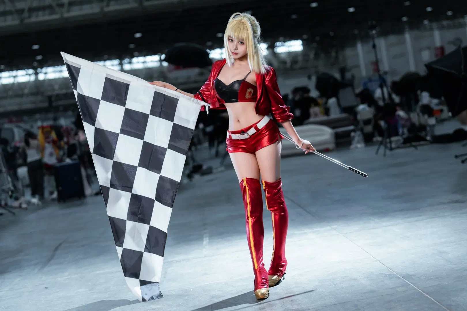 [Nero Cosplay] Fate/Grand Order Nero Racing Suit Convention Photo by L同学不好好努力 - Image 3